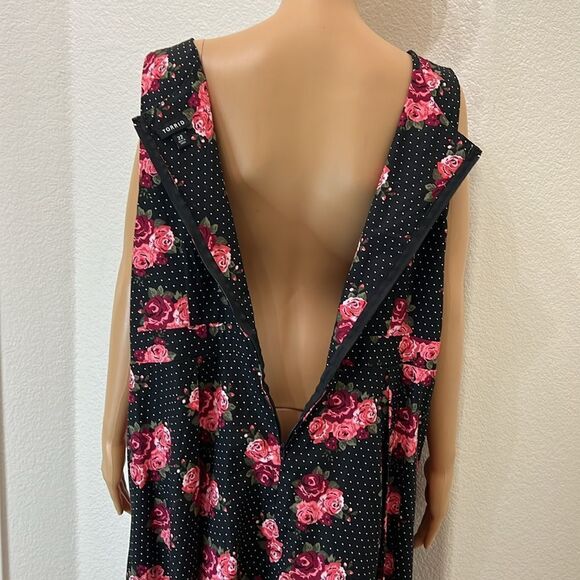 Torrid Woman’s Dress Sz 22 Scoop Neck Sleeveless Floral Rose Polka Dot Midi - Picture 6 of 10